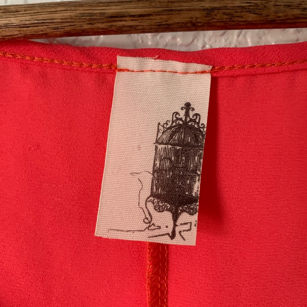 FRANCESCA’S COLLECTION short sleeve over sizes - Picture 11 of 14